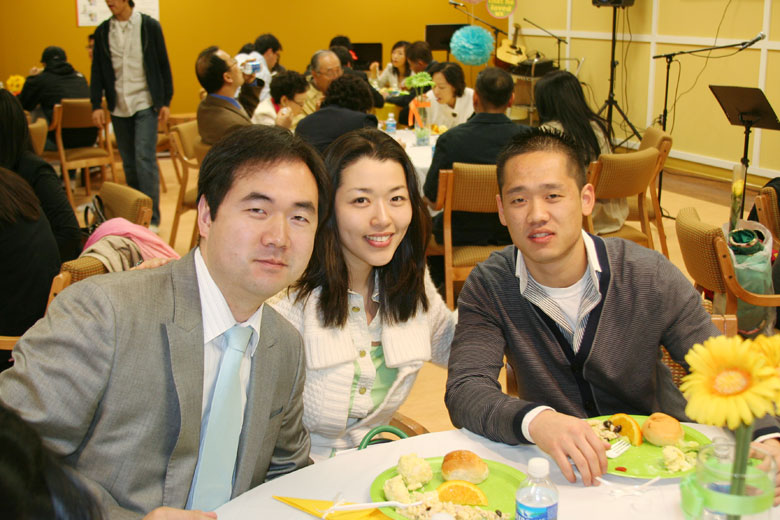 041209-easter (40).jpg